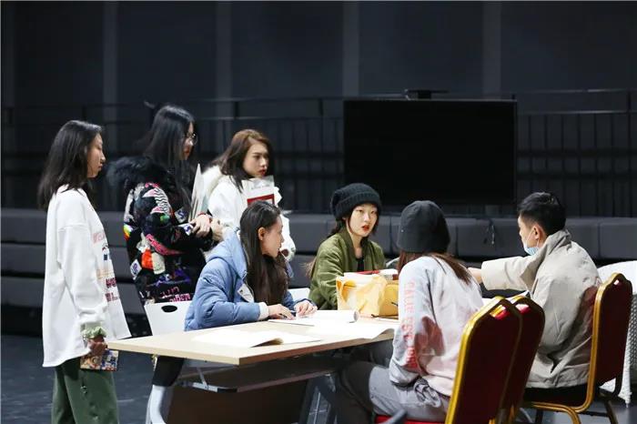表演朗誦稿件