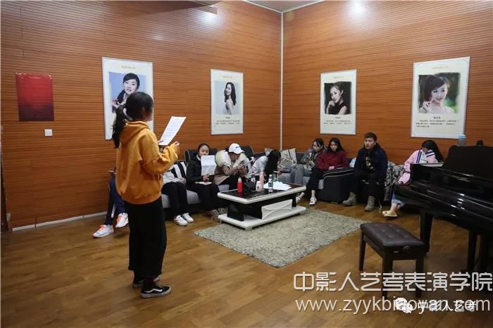 聲樂培訓(xùn)課堂
