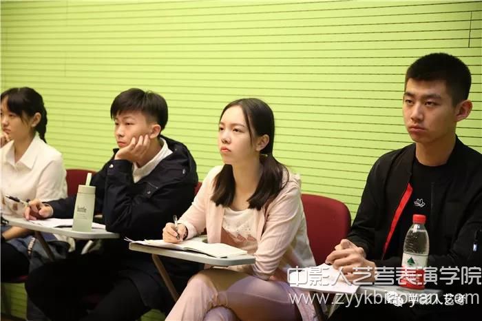 唱歌最簡單的技巧和方法有哪些