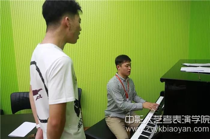 聲樂培訓