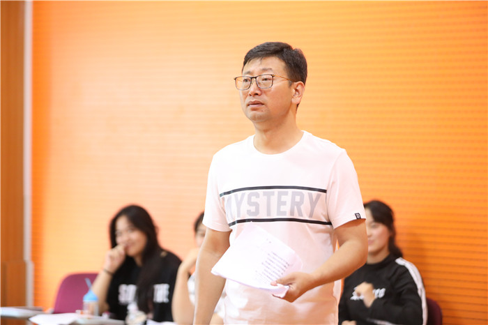 命題小品的構(gòu)思技巧有哪些