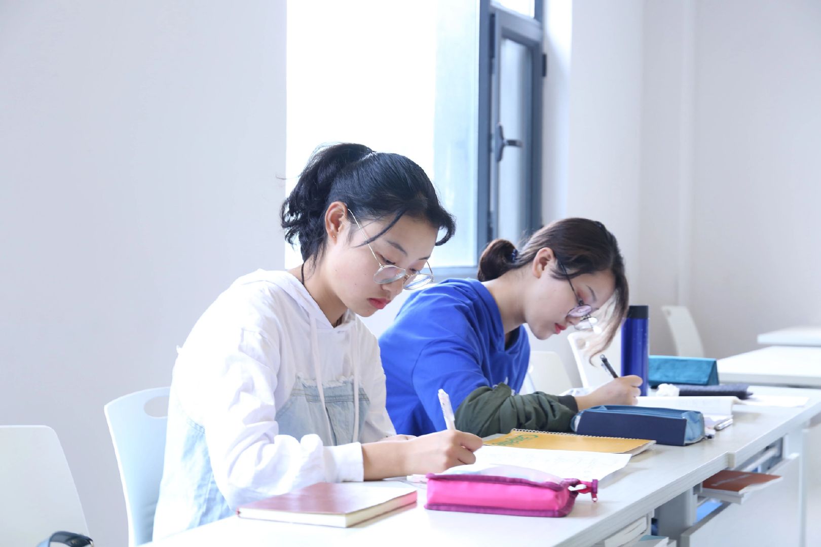 往年藝考表演題目考什么