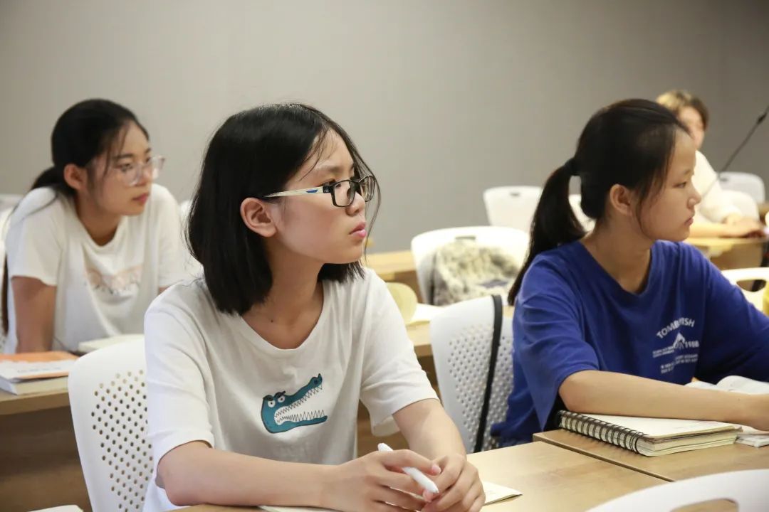 藝考小品表演怎么構思