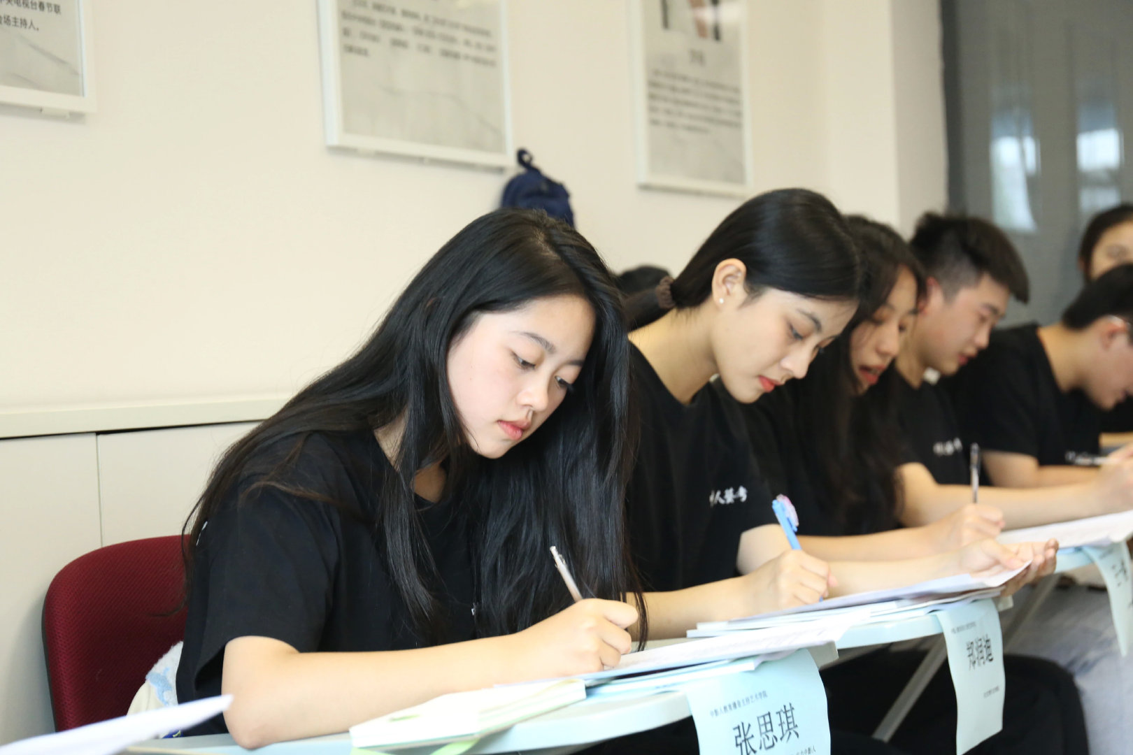表演專業畢業可以從事什么工作