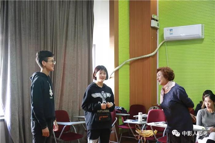 麻淑云教授教學(xué)課堂