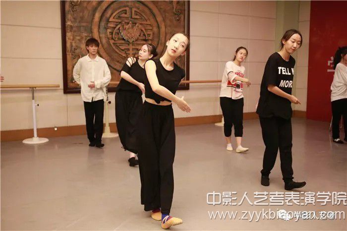  中影人表演學(xué)院聲樂培訓(xùn)好不好.jpg