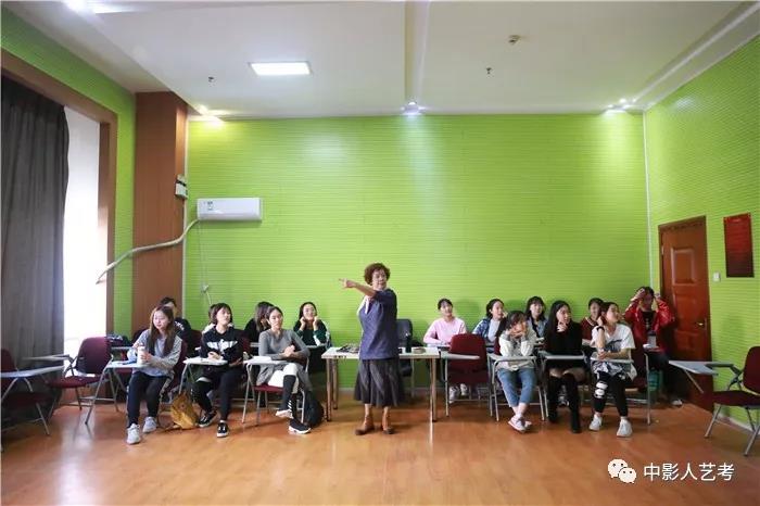 麻淑云教授教學(xué)課堂