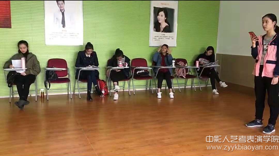 即興演講課堂