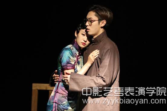 民族歌劇表演.jpg