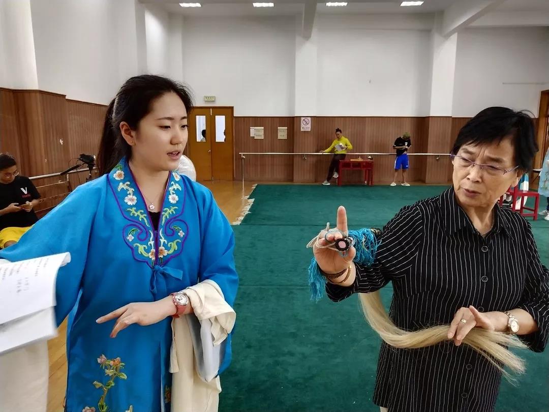墻頭馬上續情緣排列現場