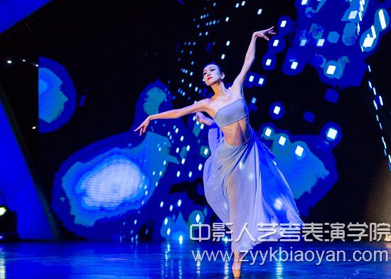 舞劇《大愛如血》（上海戲劇學院）.jpg